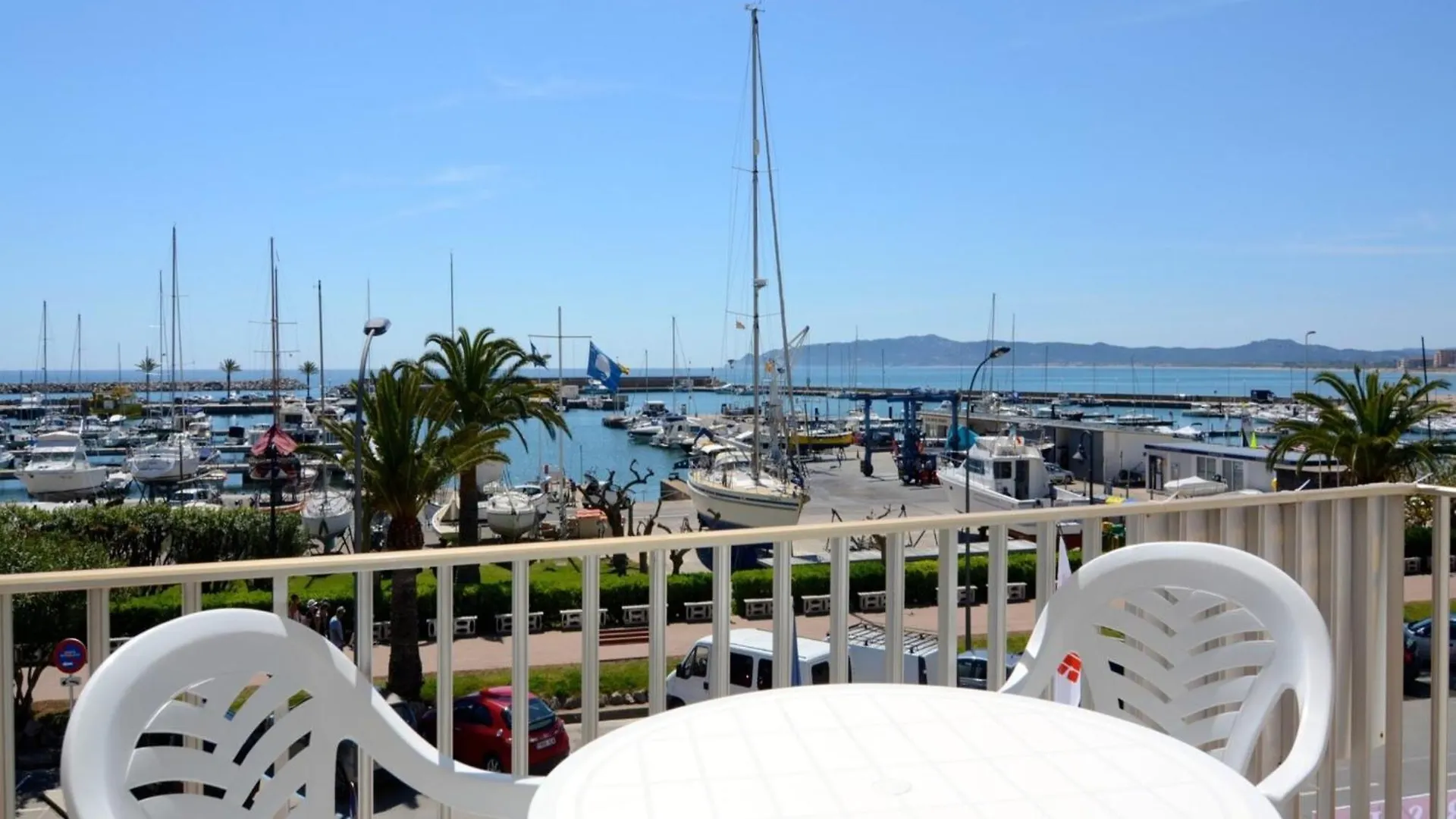 Arts 2 Apartament L'Estartit